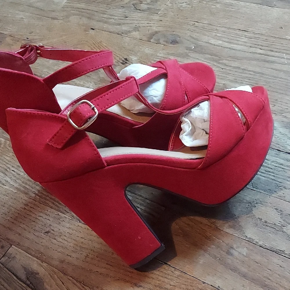 BAMBOO Red Platform Heels with Chunky Block Heel and Peep-Toe - Picture 7 of 11